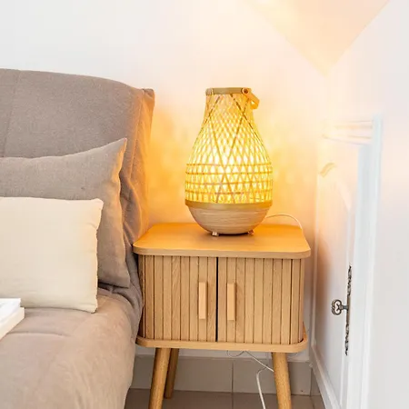 Apartment T2 Renove - Rer A A 12 Min A Pied - Paris 15 Min - 20 Min *
